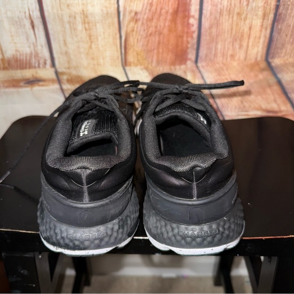 Under Armour Shoes Men’s size 13 - Picture 4 of 10